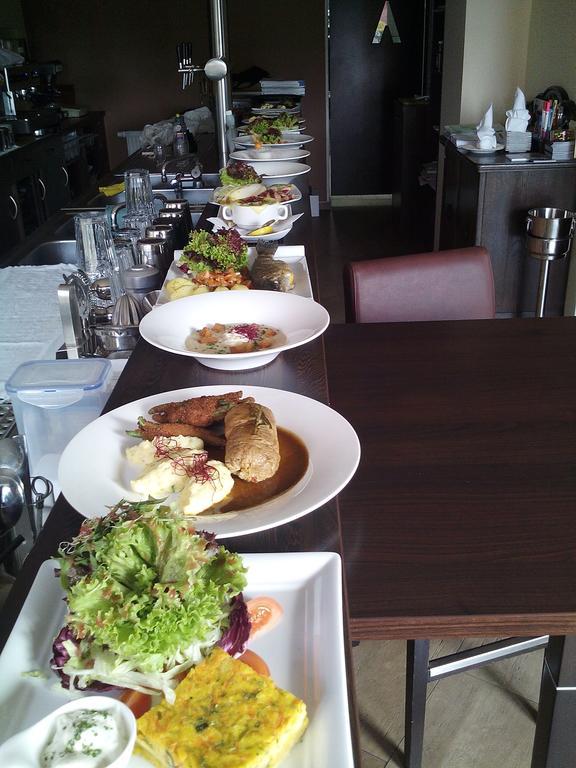 شفارتزهايده Lukas Restaurant Hotel Lounge Bar المظهر الخارجي الصورة