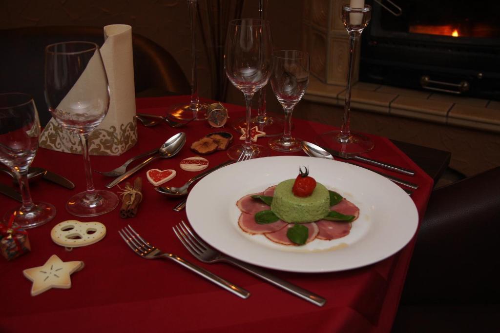 شفارتزهايده Lukas Restaurant Hotel Lounge Bar المظهر الخارجي الصورة
